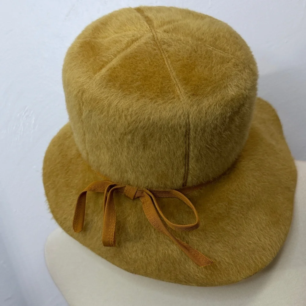 Vintage Golden Yellow Betmar Hat - Picture 7 of 17